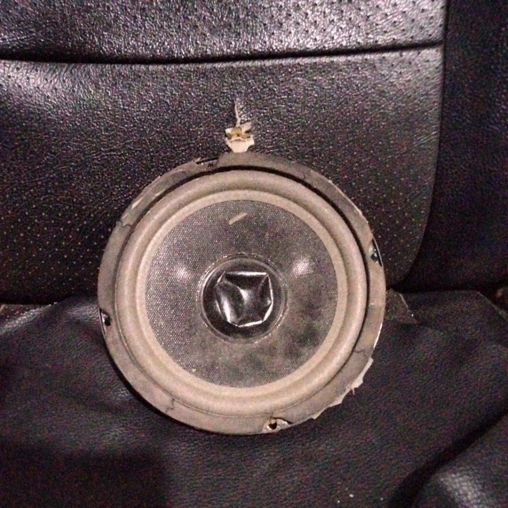 spiker 6 in acr subwoofer