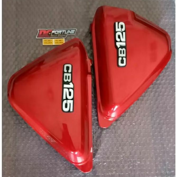 cover bok aki honda cb 125 merah + emblem cb 125