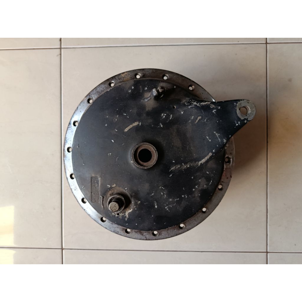 Tromol belakang suzuki GT380
