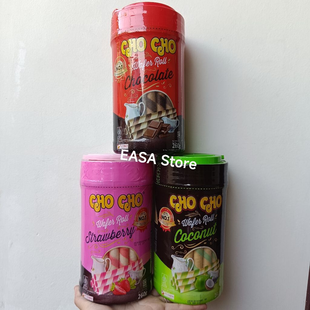 Cho Cho Wafer Roll 260 gram Chocolate Strawberry Coconut Astor Toples Snack Lebaran