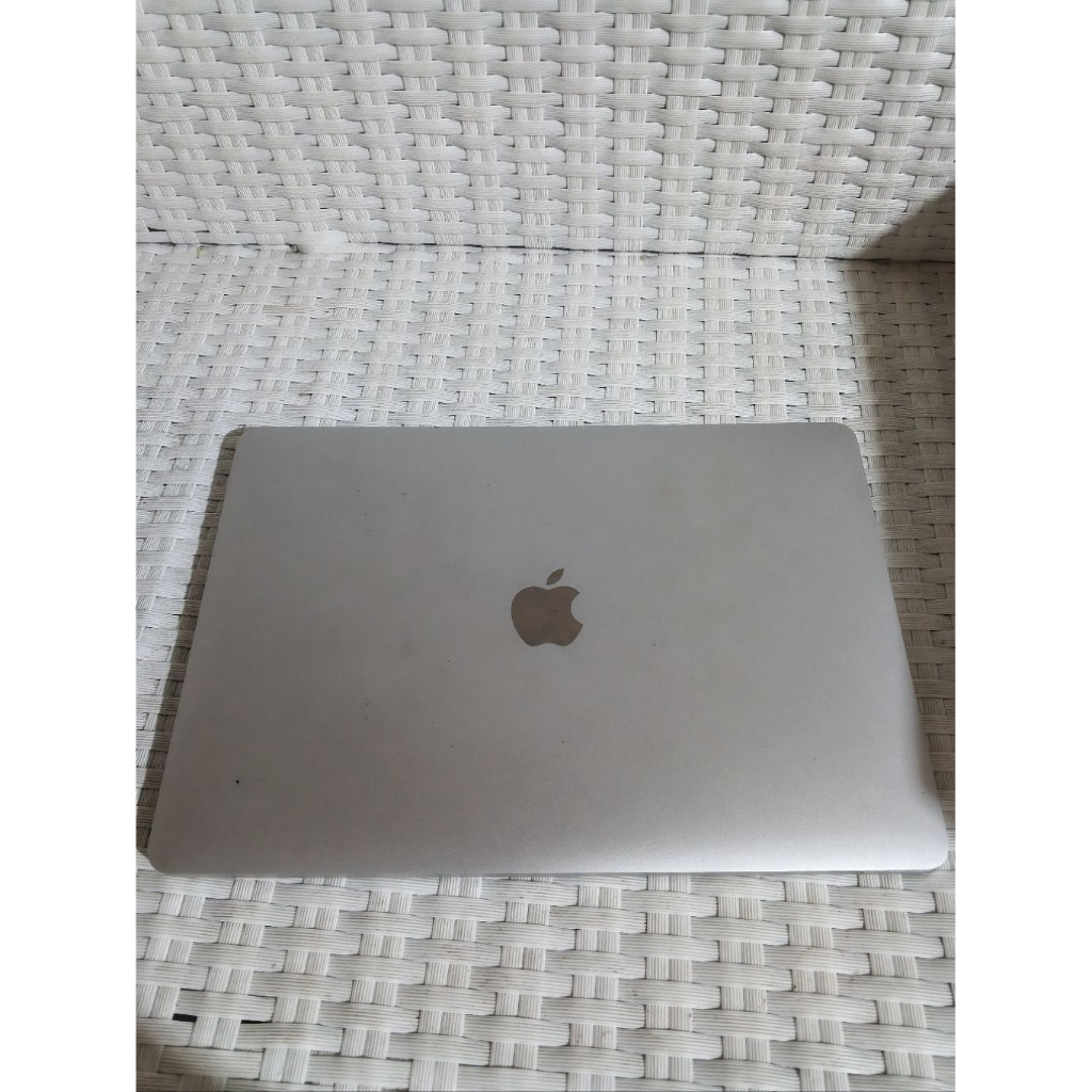 Macbook Pro Touchbar 2020 Murah minus