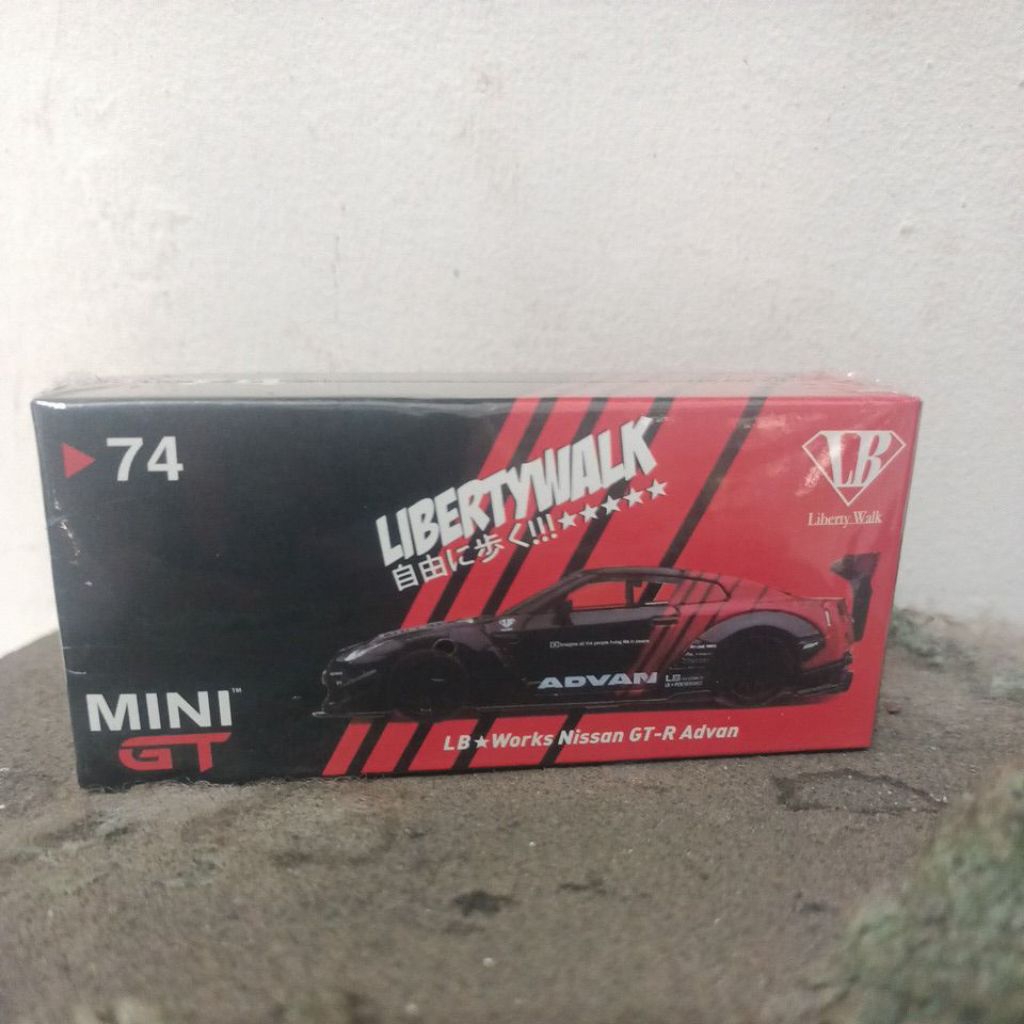Mini GT//74 LB-Works Nissan GT-R R35 Type 2, Rear Wing ver 3, Advan Japan Exclusive - Free Protektor