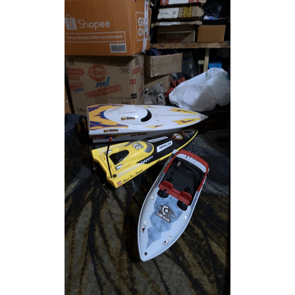 rc boat bekas