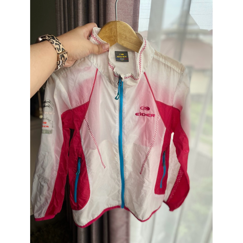 jaket running anak perempuan.jaket anak perempuan eider. jaket running anak perempuan. jaket running