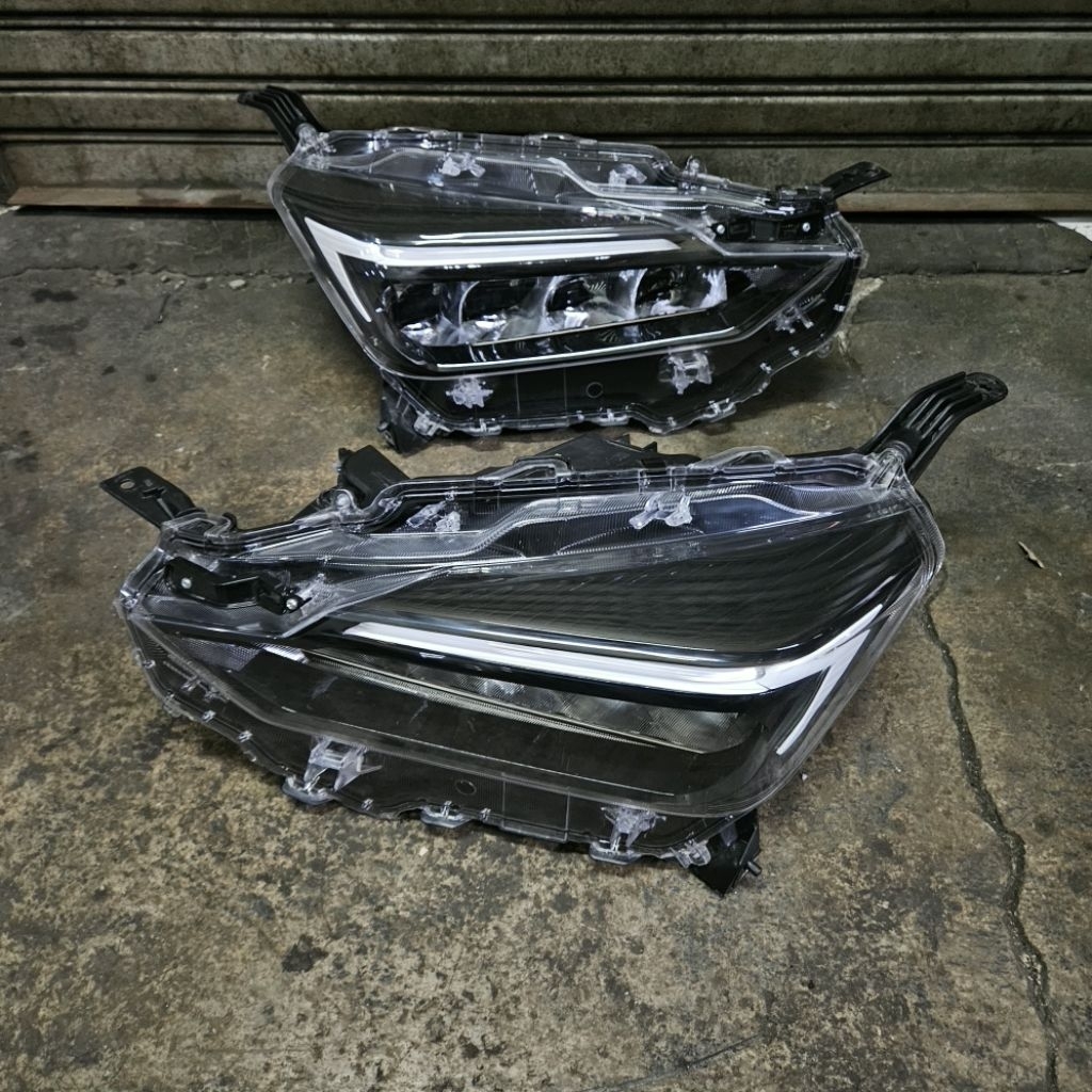 Headlamp Toyota Agya 2023-2025 Led