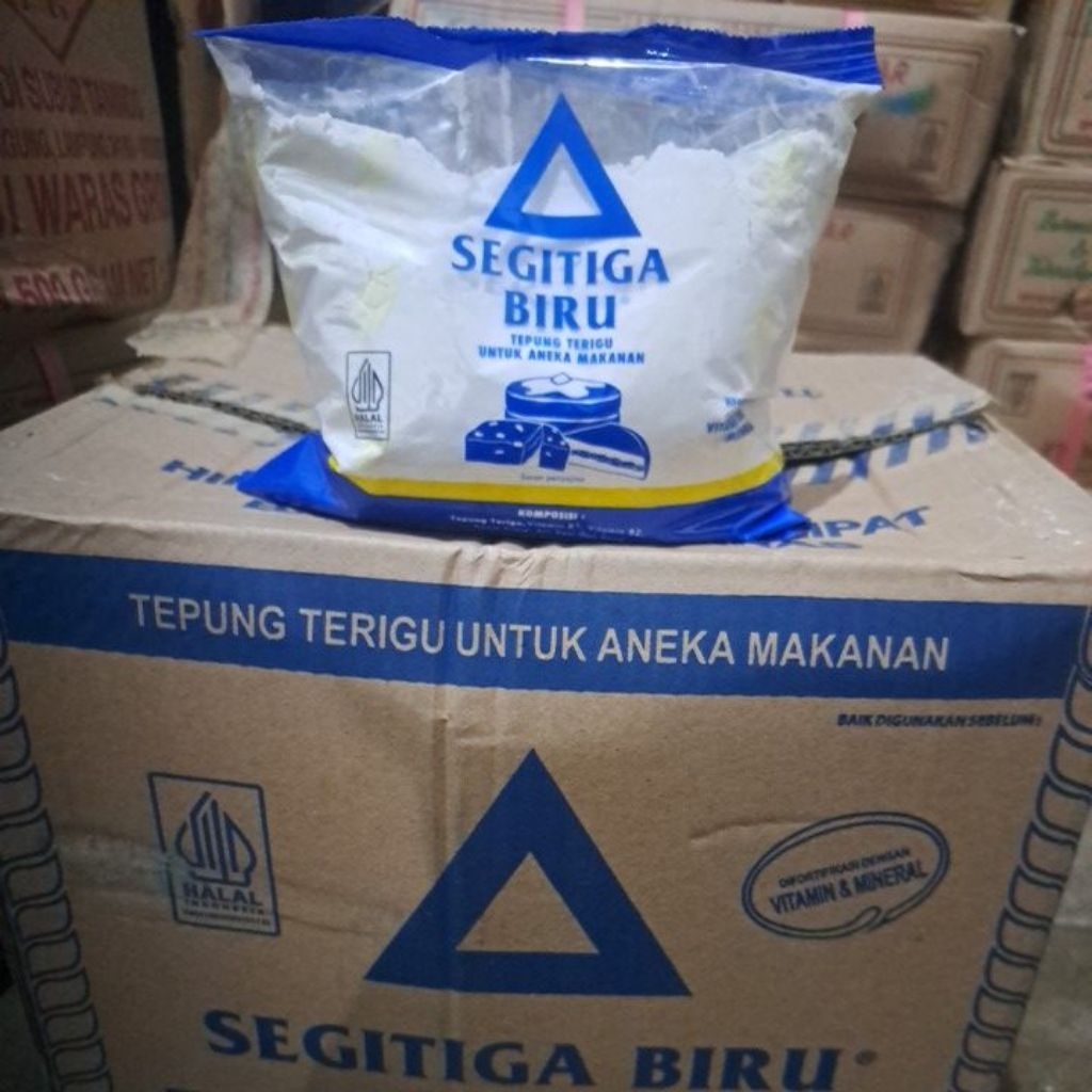 tepung terigu segitiga biru 500gr 1dus isi 20bks