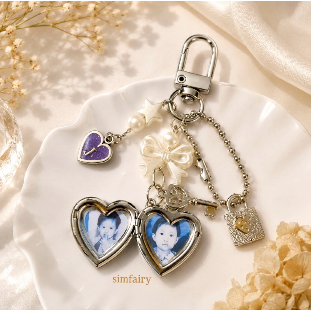Keychain Liontin/ Locket Custom