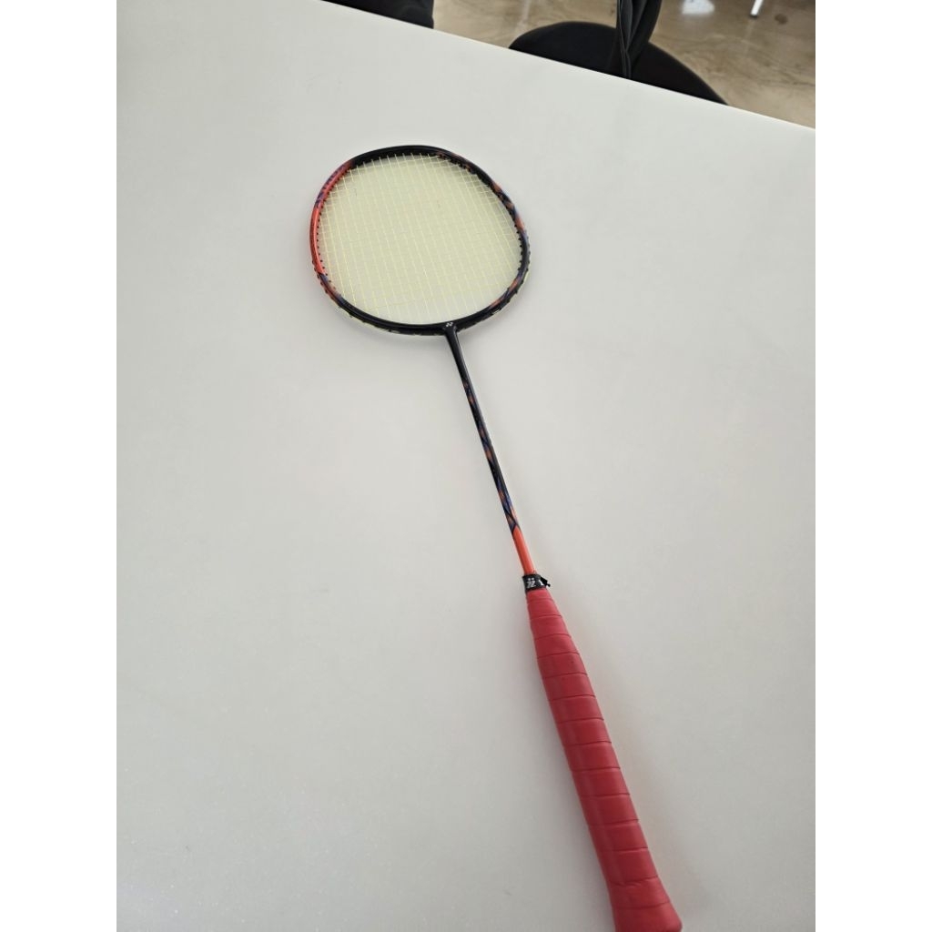 Raket yonex astrox 77 pro sp 4U/G6