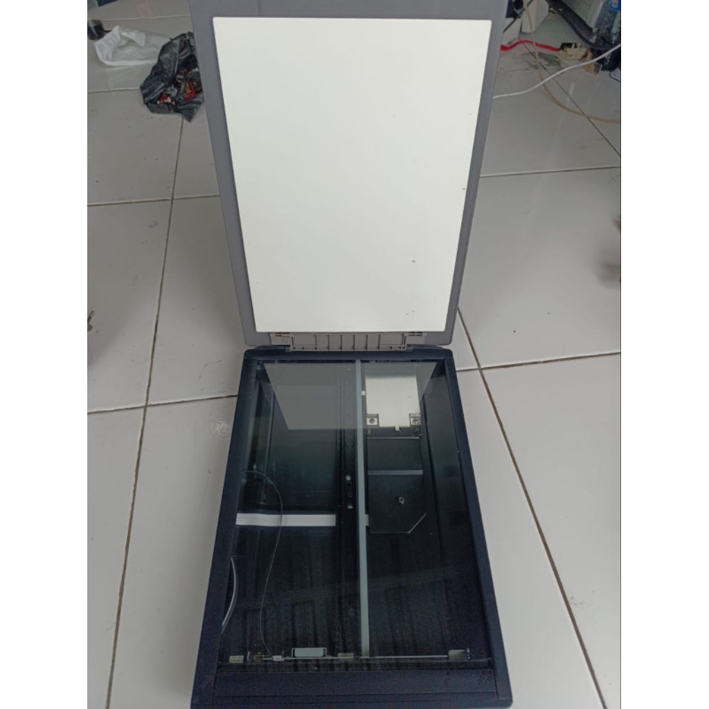 Canon Scanner Lide 110 kondisi siap pakai like new