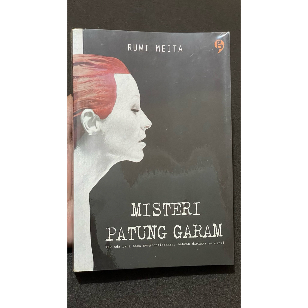 Novel Misteri Patung Garam