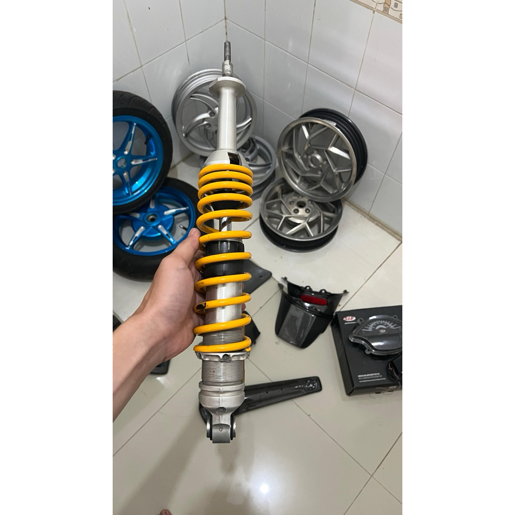 shock ohlins vespa matic