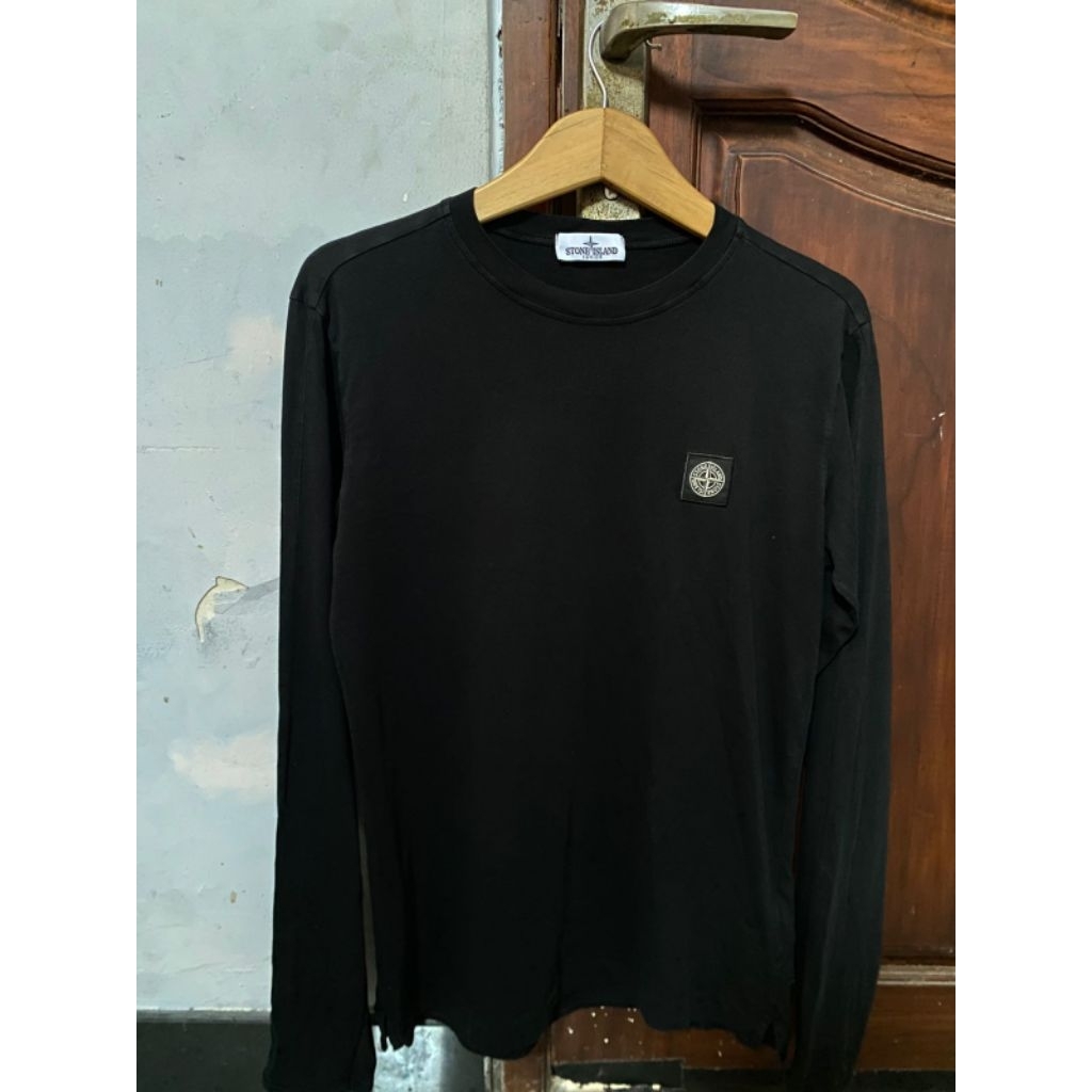 CN Stone Island