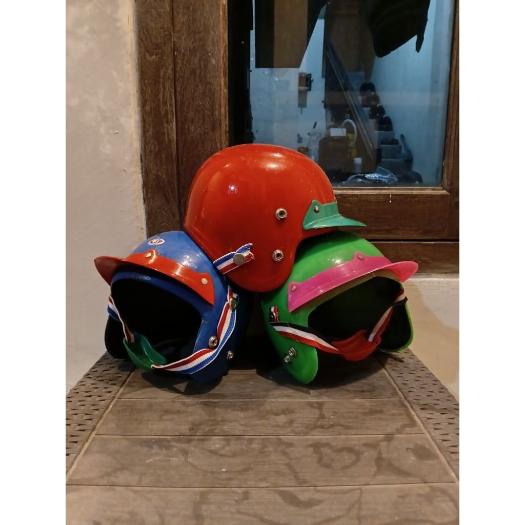 Helm Anak Jadul NOS