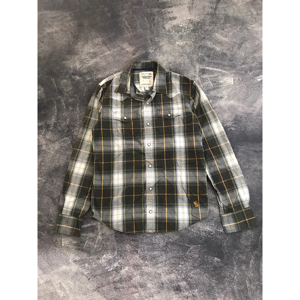 WHO.A.U CASUAL SHIRT VINTAGE LIKE NEW