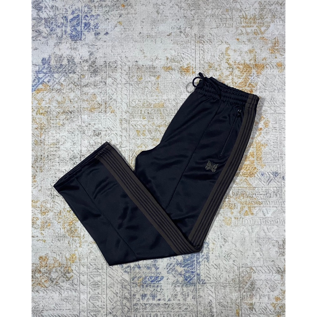 NEEDLES NARROW TRACK PANTS POLY SMOOTH - BLACK
