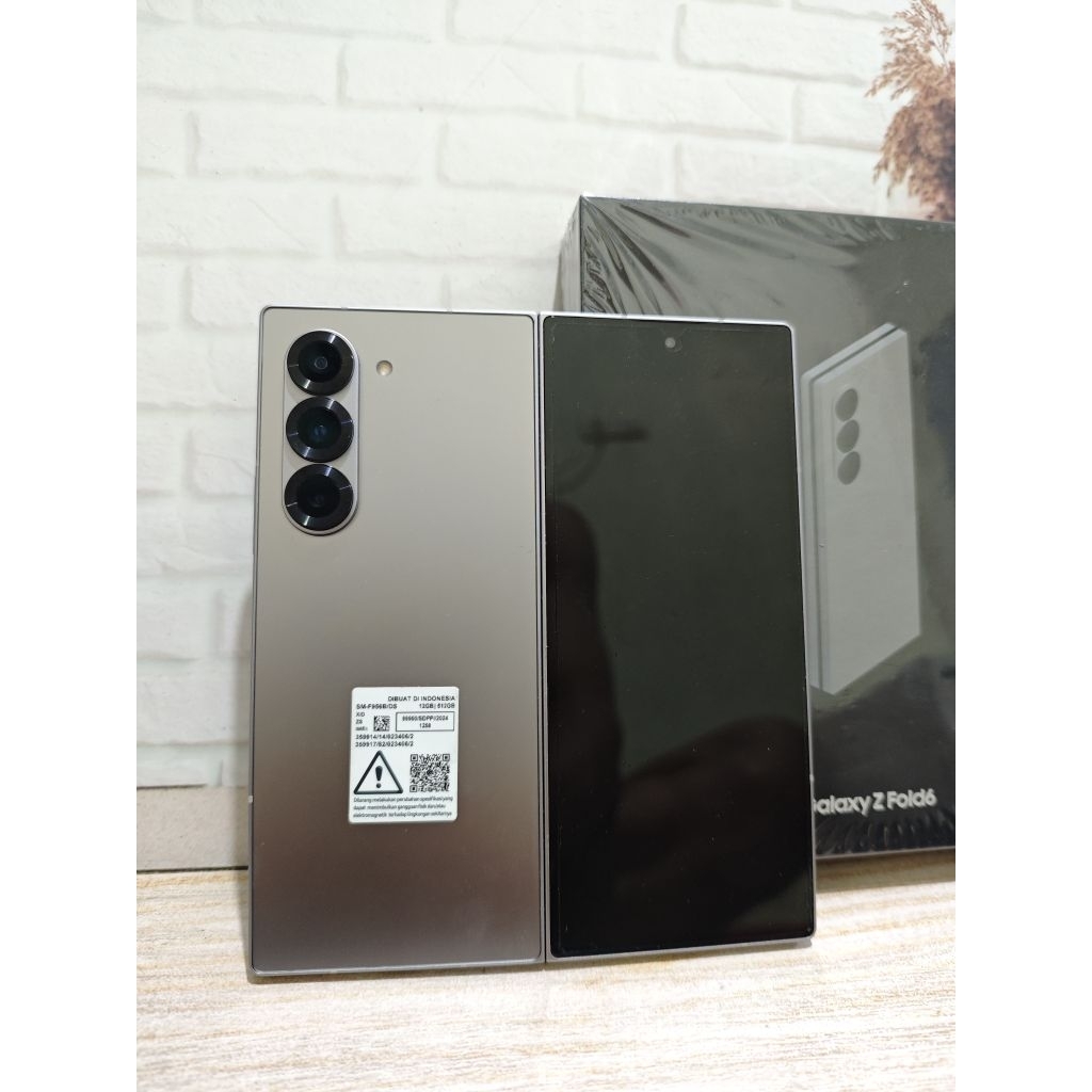 Samsung Z Fold 6 12/512 Second Original Like New