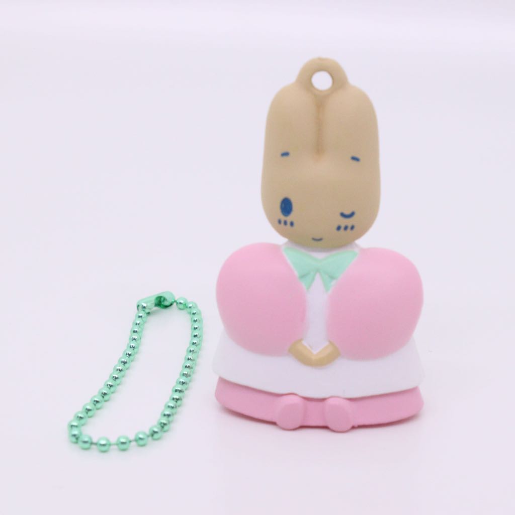 (SANRIO) GASHAPON / GACHA / PETANCO FLAT MASCOT KEYCHAIN / GANCI - MAROON CREAM (SELECTED)