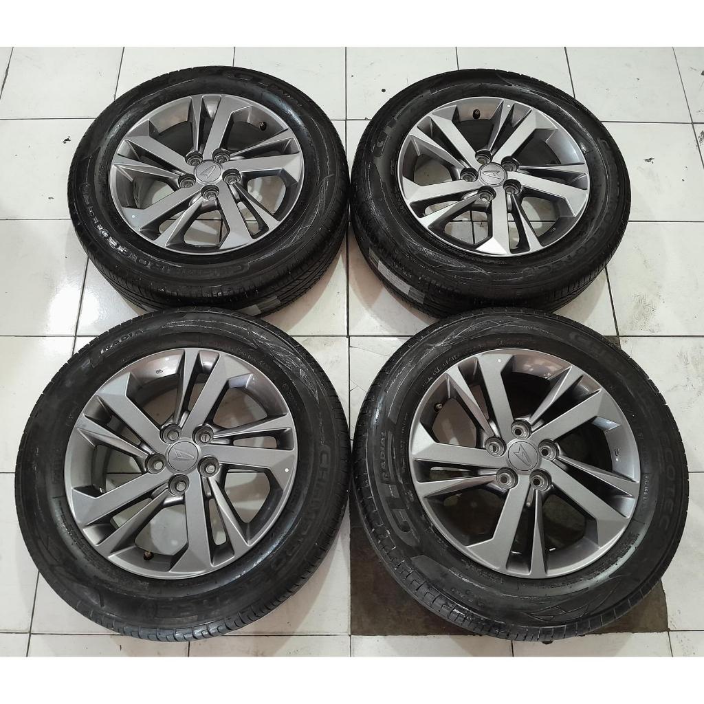 Jual velg second standar xenia ring 15 plus ban cocok buat xenia new sienta dll