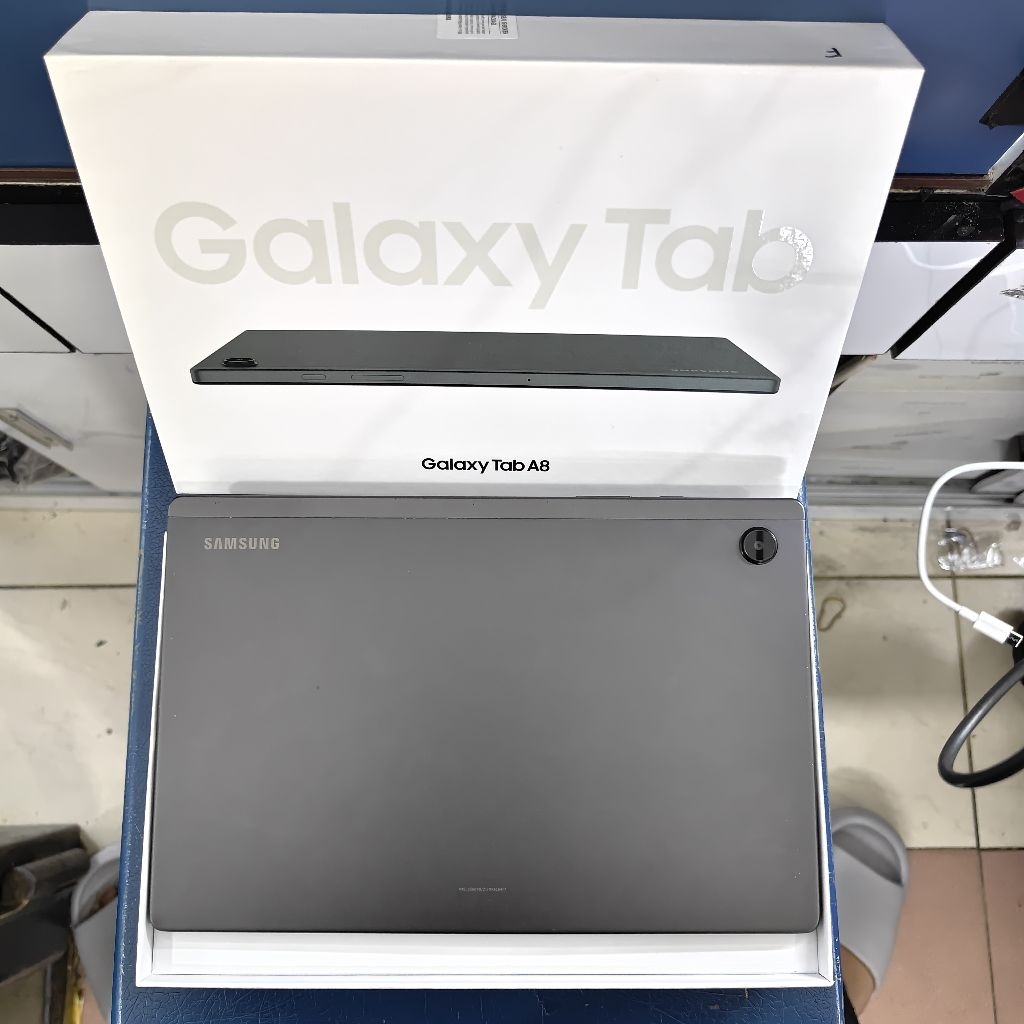 Samsung Tab A8 10.5 inch LTE 4/128 GB Second Fullset Original
