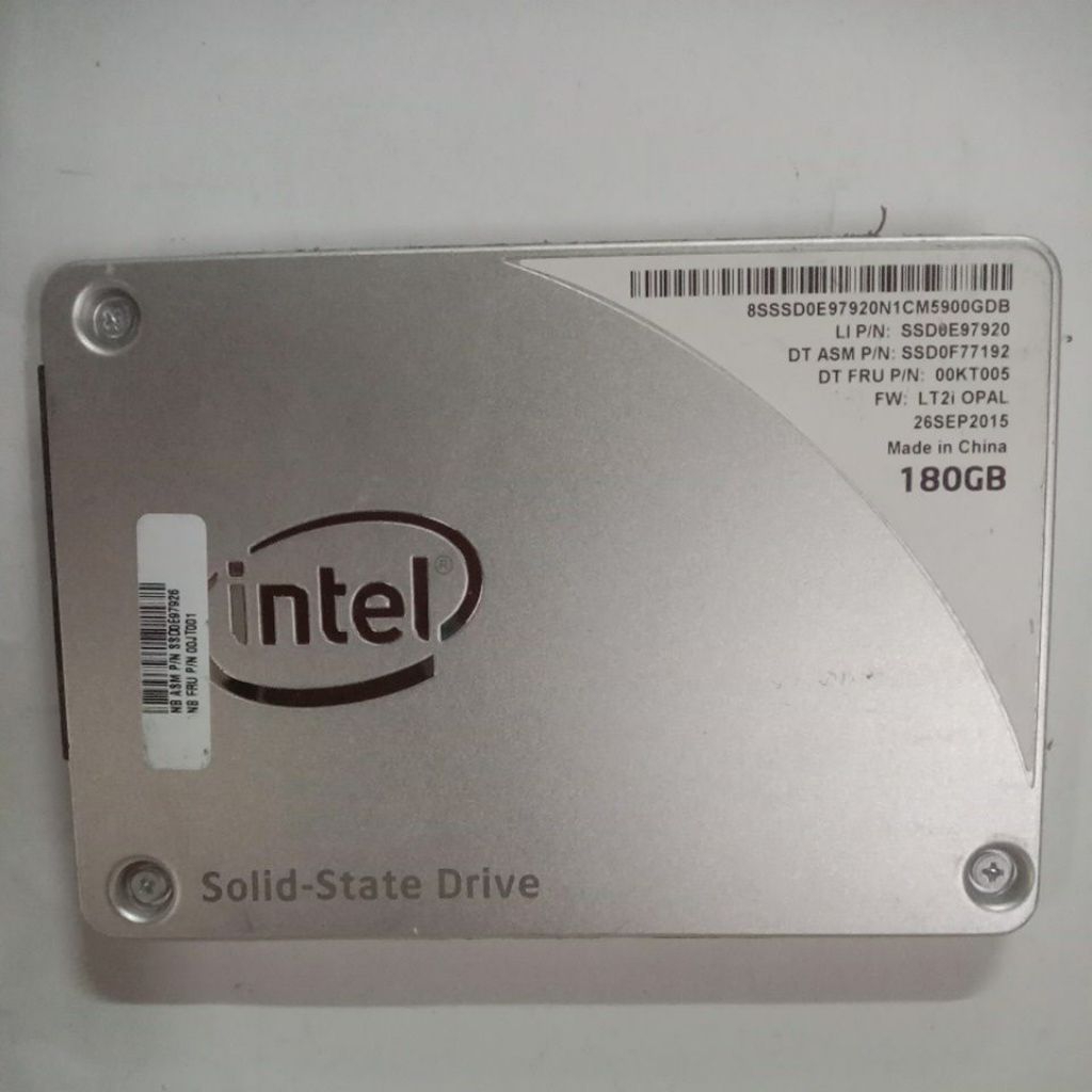 SSD internal INTEL kapasitas 180GB 2.5"