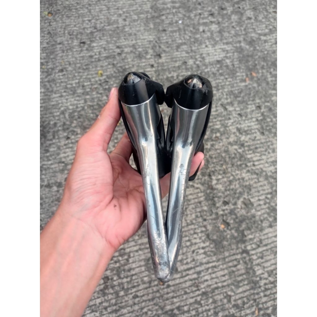 Brifter 105 5600 sepeda bekas