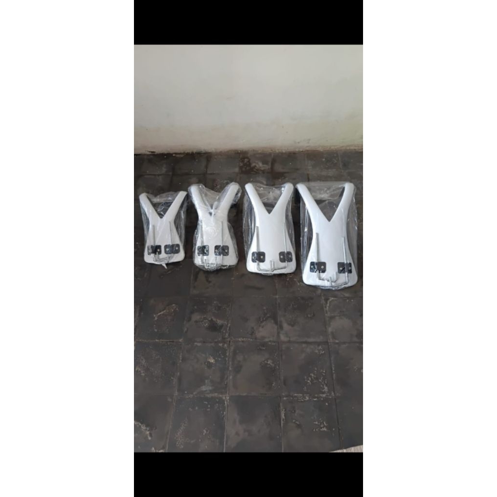 Harnes Carrier Fiber Drumband  Putih/Hitam TK, SD, SMP, SMA