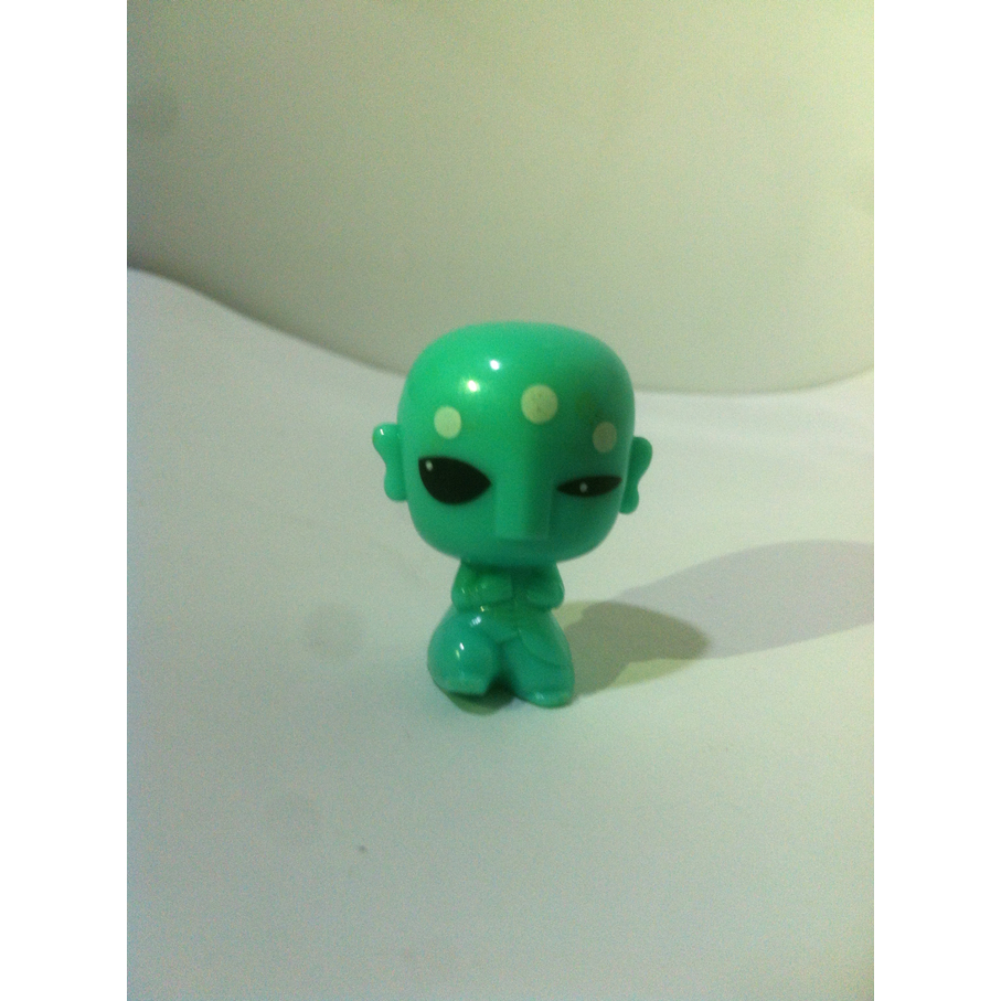 Gogos Crazy Bones. Explorer - 2. Eydo by MAGIC BOX INT. 2009