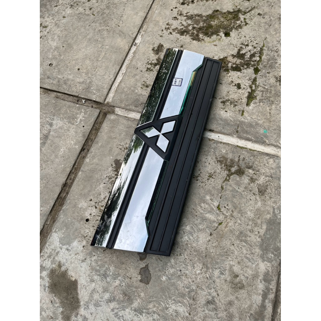 GRILL L300 EURO 4 ORIGINAL