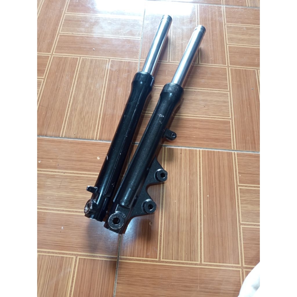 shockbreaker depan hayate copotan