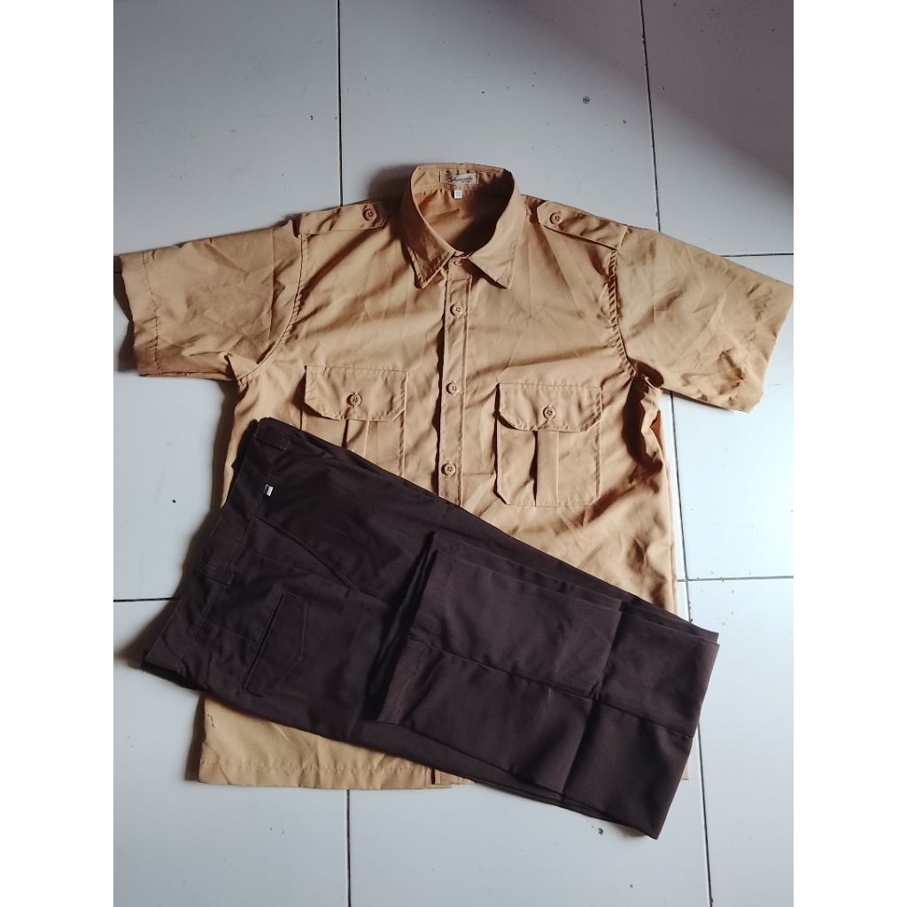 set Pramuka laki sma-smp