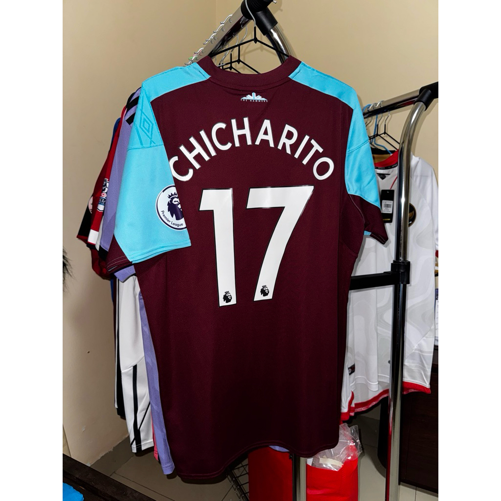 Westham United Home Kit 17/18 - CHICHARITO 17 (Original)