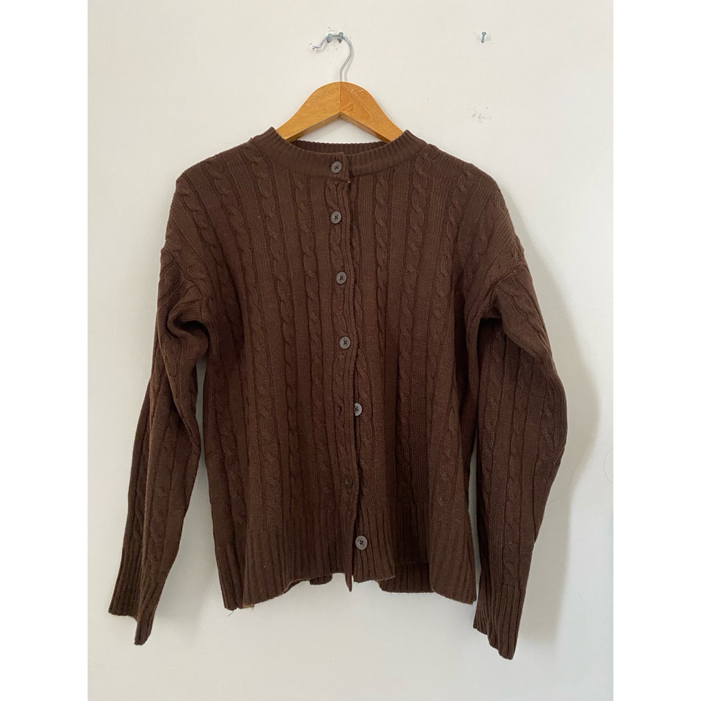 [NO NEGO] Preloved cardigan Nig00 finola cable