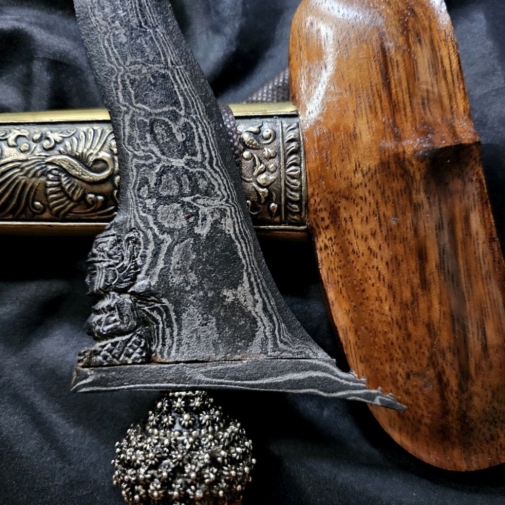 Keris Blorong Luk 7 Pamor Uler Lulut
