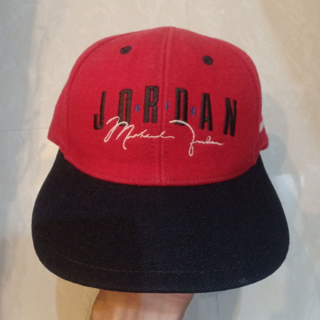 Topi Nike Jordan Wool Vintage