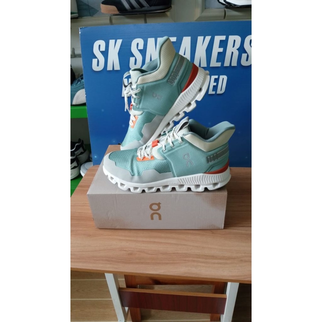 On Cloud Shoes