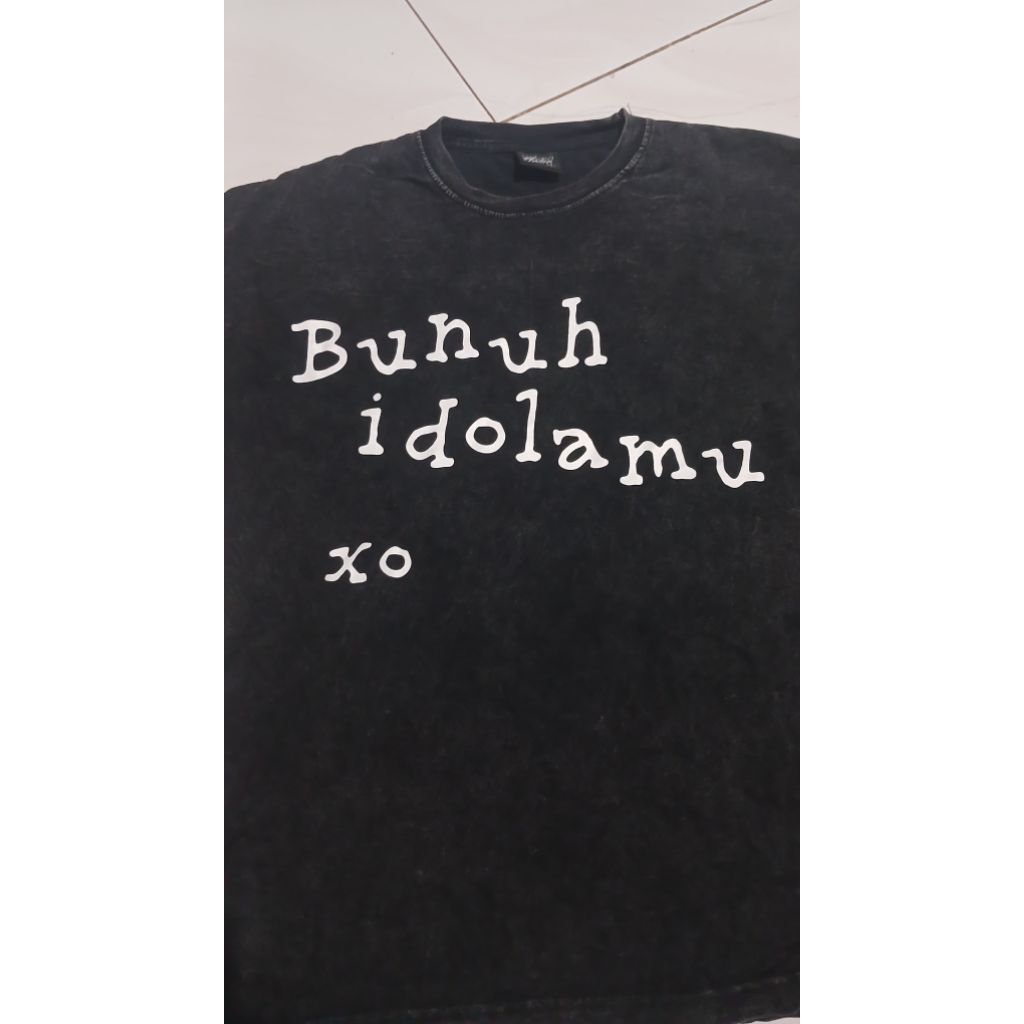 Hindia original merchandise