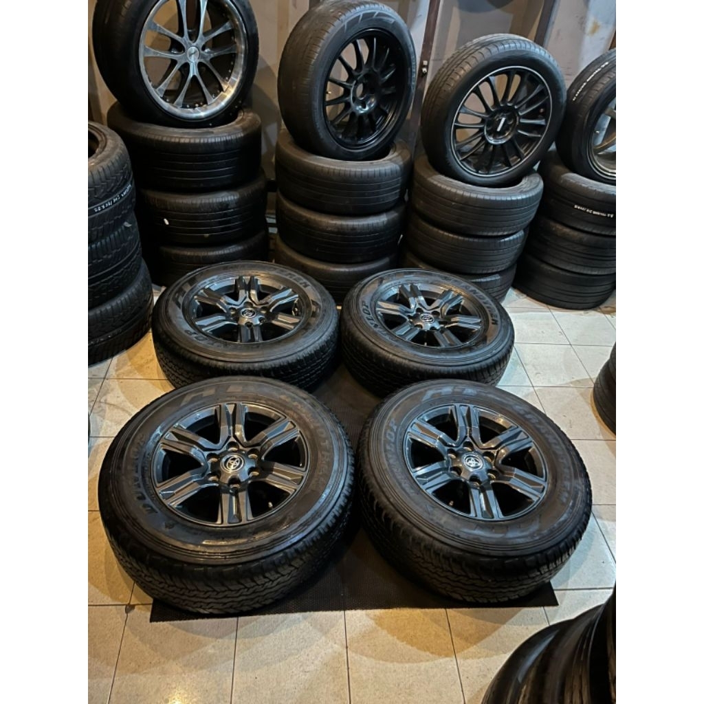 Velg original Toyota hilux ring 17 tanpa ban