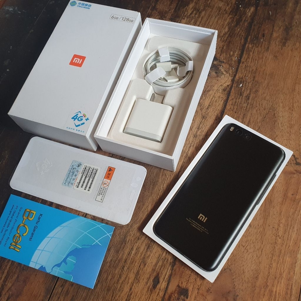 Xiaomi Mi 6 RAM 6/128 GB Rare Langka HP Mini Kecil Like New Xiaomi 6 Mi 6X Mi A2