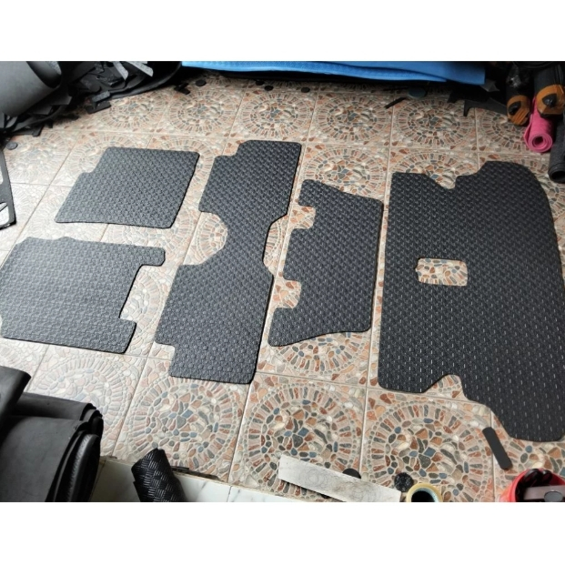 KARPET MOBIL TOYOTA CALYA FULL SET/KARPET MOBIL SIGRA