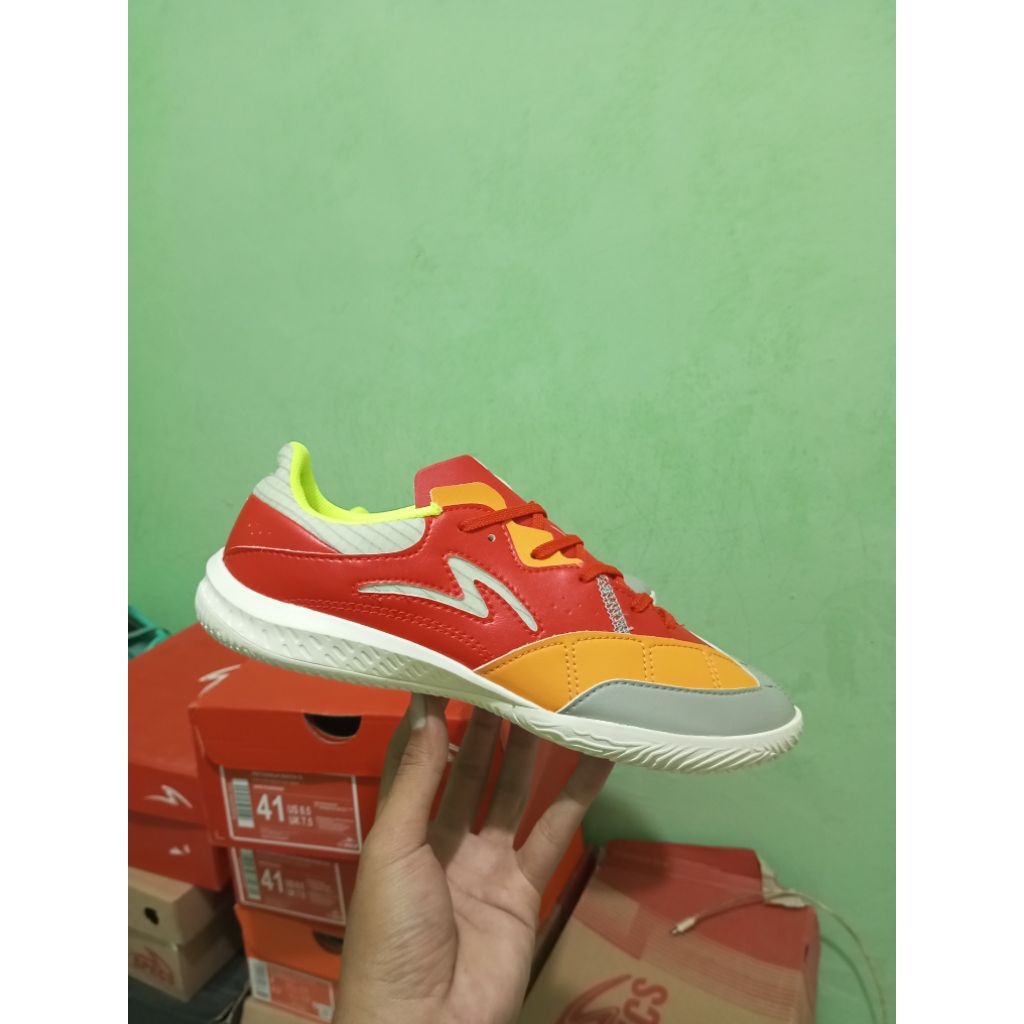 Specs Metasala Nativ 5