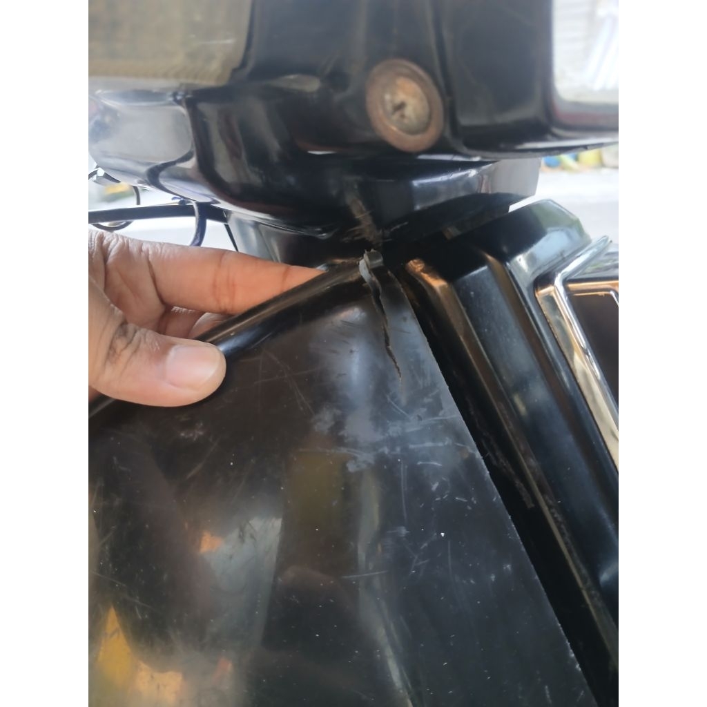 Sayap/dek astrea prima hitam bawaan motor original second