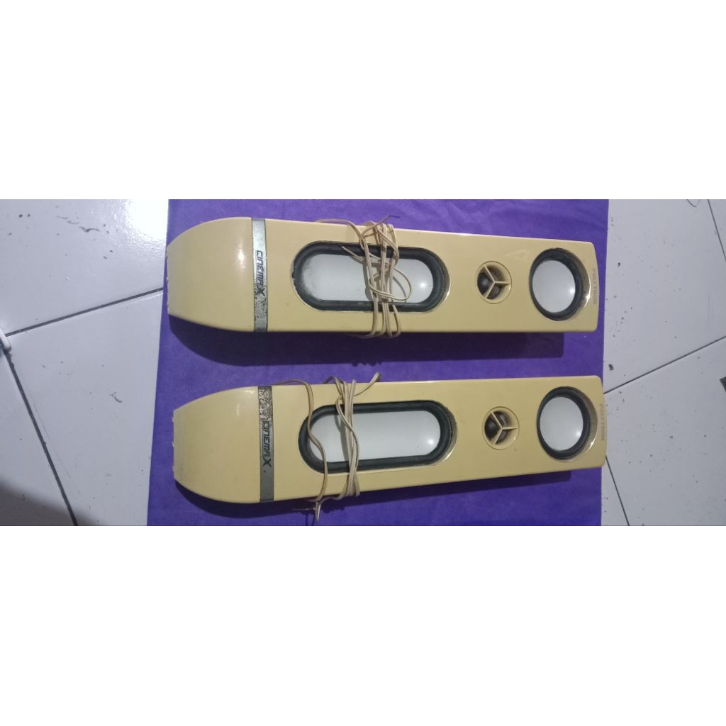 SECOND----Speaker Tower Polytron 24 series,NORMAL.Tanpa kaki