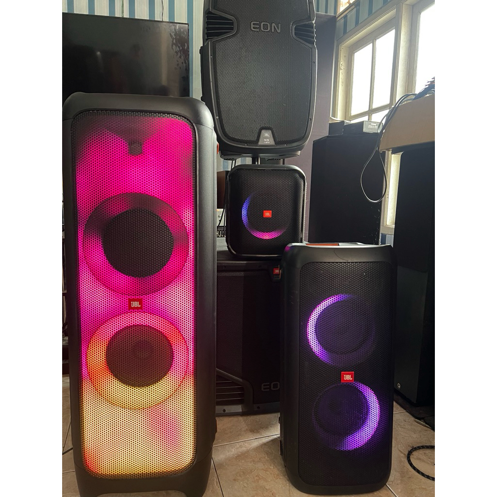 JBL PartyBox 300 Original – Speaker Portable High Power Audio – Fullset Lengkap