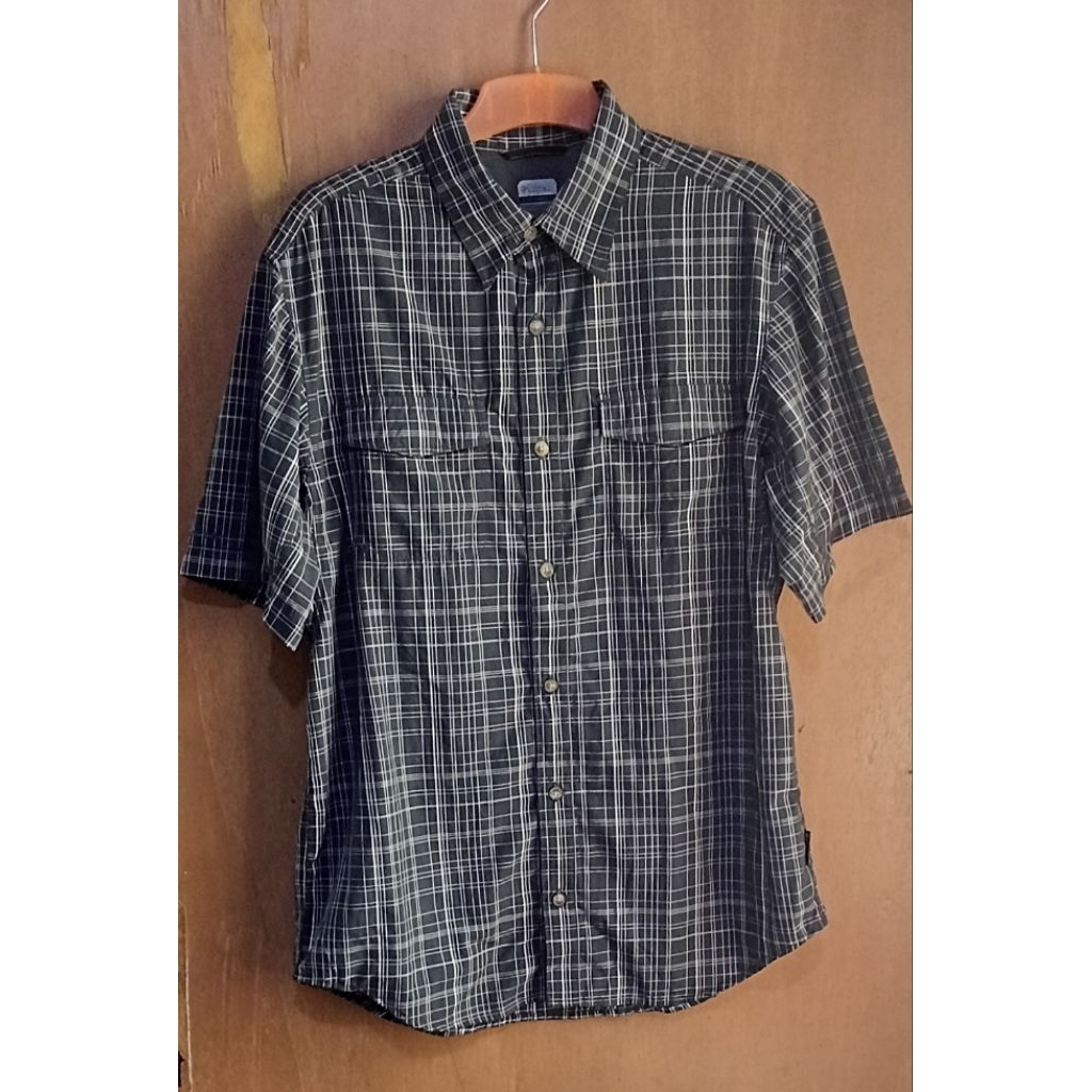 Kemeja Columbia TITANIUM Preloved