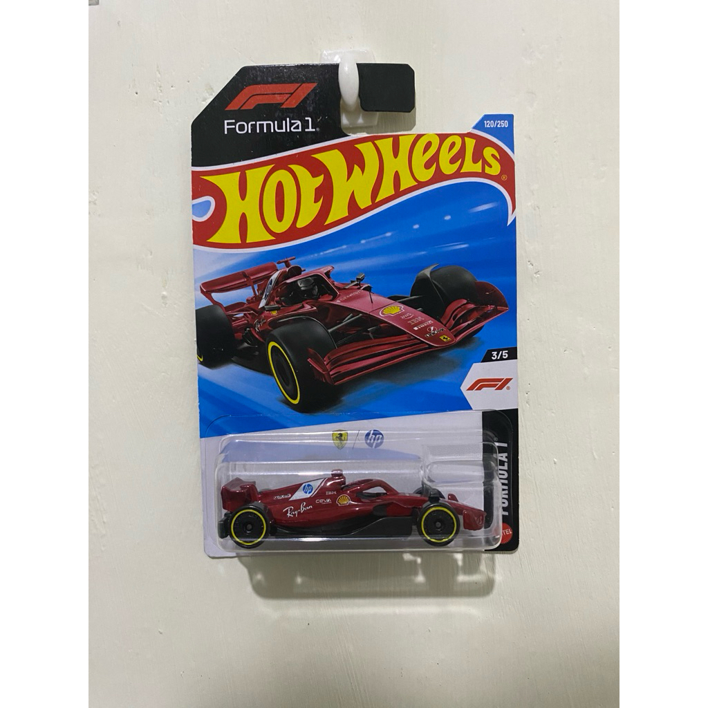 HOTWHEELS FORMULA 1 FERRARI ( SCUDERIA FERRARI HP)