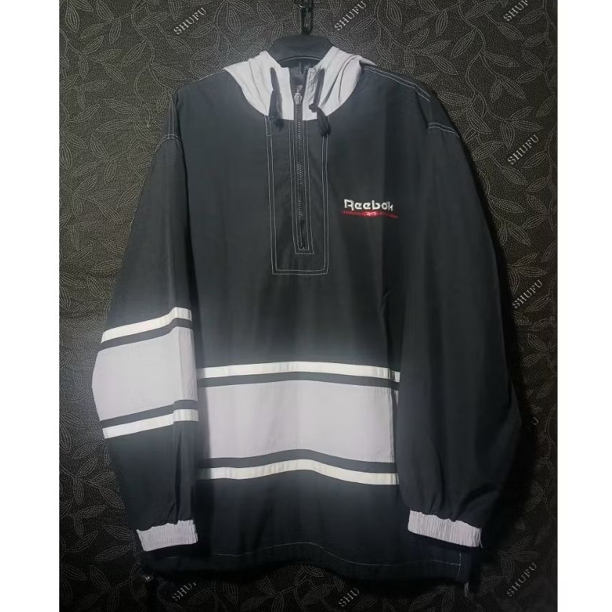 windbreaker hodie reebok big logo