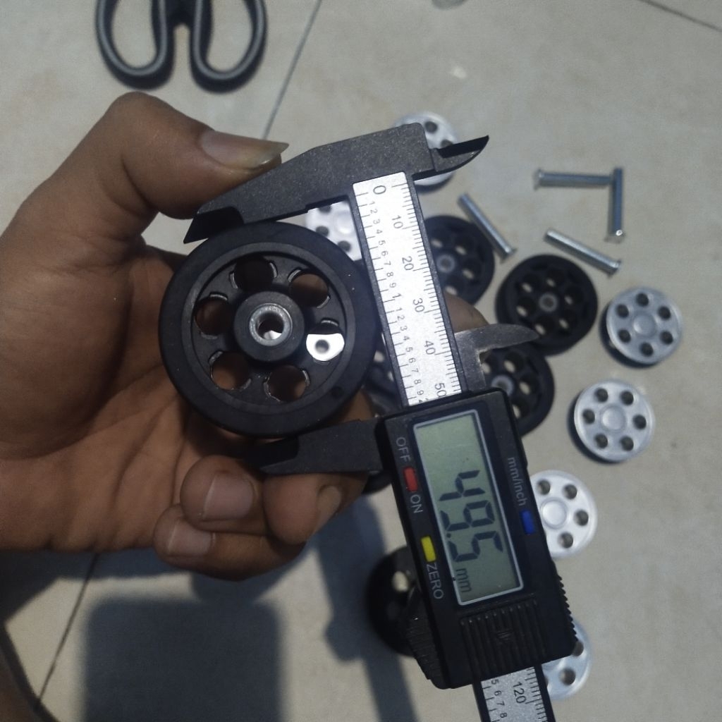 roda koper dobel(8roda+4as)diameter 5cm