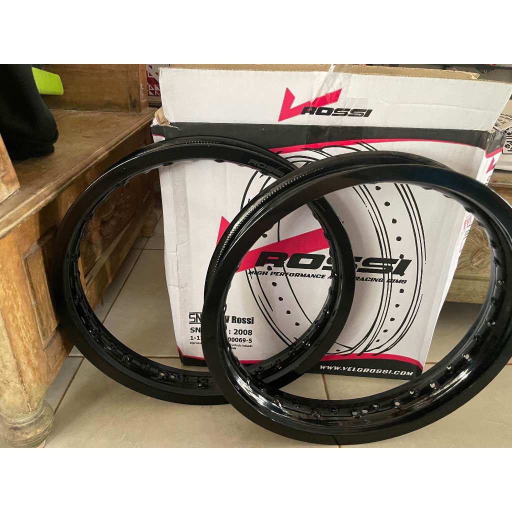 VELG ROSSY TR 36 HOLE 185 RING 18/160 RING 21 HITAM GLOSS