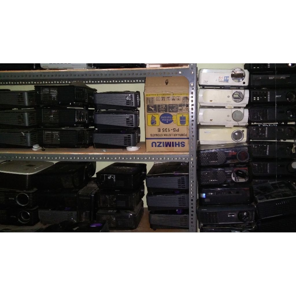 proyektor /Infocus/ projector Rusak