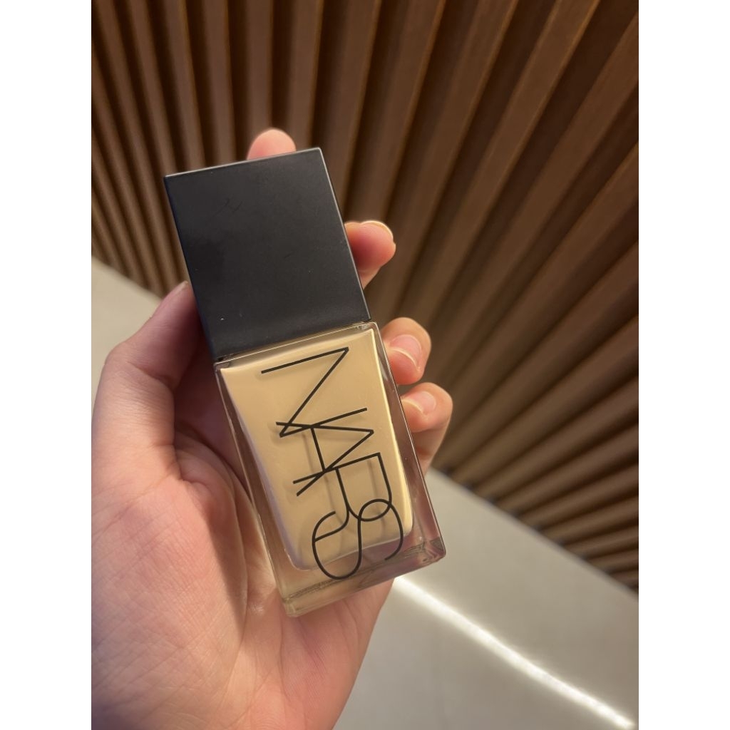 Preloved NARS Reflecting Foundation shade Deauville